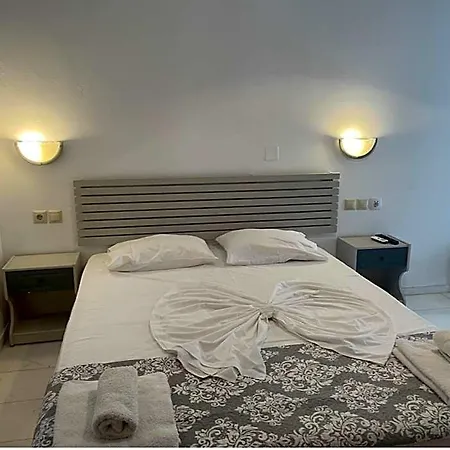Kourkoumelata Hotel 2*