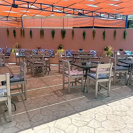 Hotel Kourkoumelata 2*