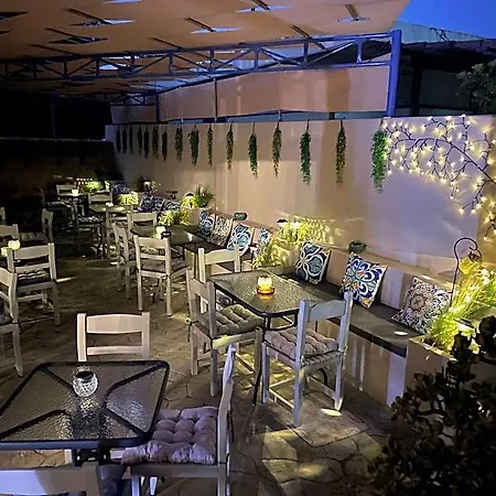 Kourkoumelata Hotel