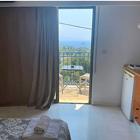 Hotel Kourkoumelata